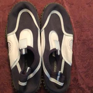 Rugged outback water shoes brand new!